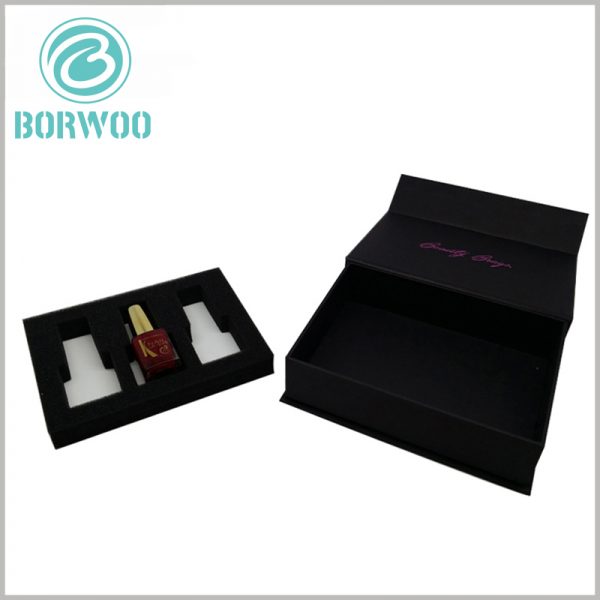 Black cardboard nail polish packaging for 3 bottles. The inside of the customized packaging is to use EVA to fix the nail polish bottle, allowing the product to be displayed to consumers in a specific form.