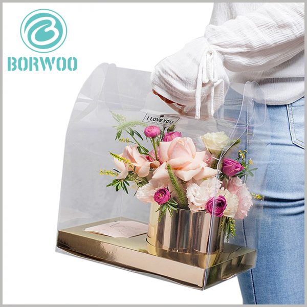 clear gable boxes for flower packaging. The custom flower packaging has a portable part, which makes it easy and easy to carry flower products.