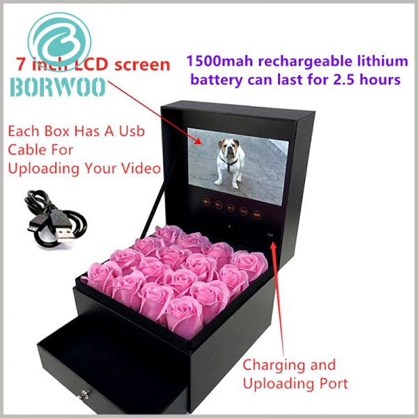 flower packaging boxes with video screens. The video screen of the flower gift boxes can be recharged, and the screen can continue to play for 2.5 hours with one charge.