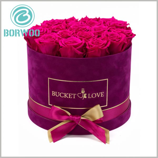 round gift boxes with lids for flower packaging. The packaging design of customized gift boxes is closely related to the product and has a great effect on product promotion.
