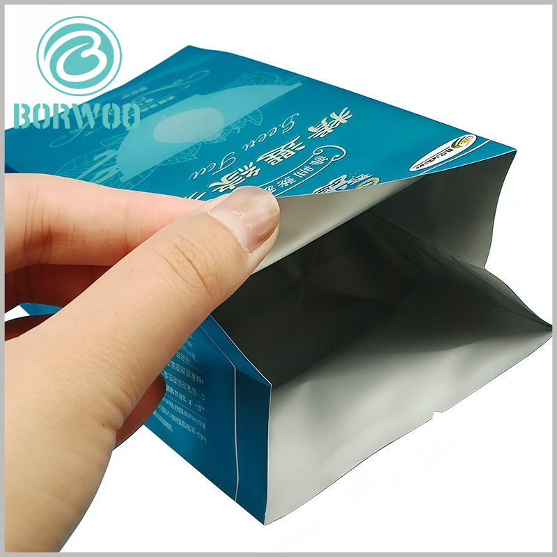 Protect your green tea from moisture & oxidation with our 200g airtight tea pouches. Custom printed, durable, and ideal for preserving flavor and aroma long-term.