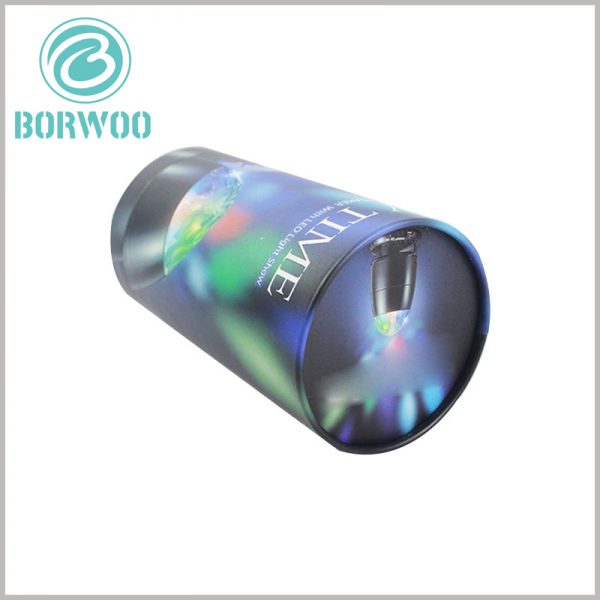 Creative design cylinder packaging for LED rotating light. The packaging design of LED revolving light is based on color schemes and scene use, so customers can quickly judge the product characteristics.