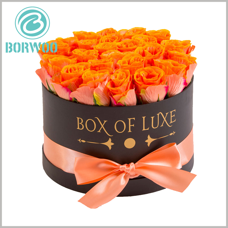 Large round gift boxes packaging for flower. The rigid cardboard tube packaging is sturdy and durable, and can play an excellent protective effect on flowers.