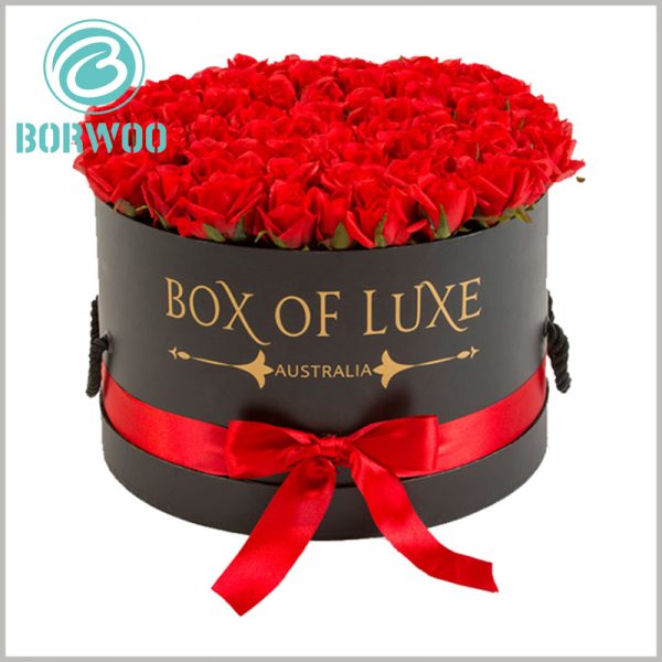 Large round gift boxes with lids for flower packaging. Customized gift boxes are of great importance to flowers, improving customers' judgment on product value.
