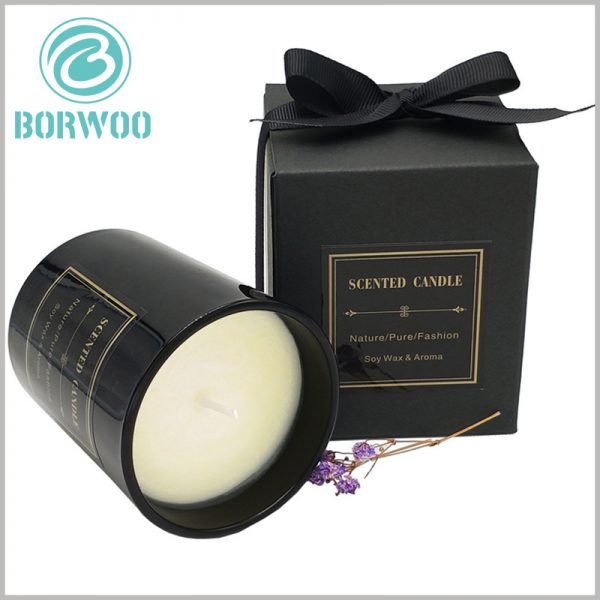 black cardboard candle gift boxes for single jars. On the front of the black candle packaging, the product information and brand information of the candle are printed by bronzing.