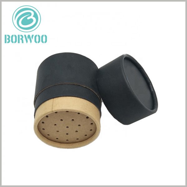 black cardboard tube for seasoning packaging. There is a kraft paper screen inside the paper tube to facilitate the use of the product.