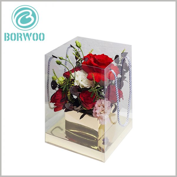 clear plastic boxes for flower packaging. There are hand ropes on both sides of the square transparent plastic box, making it easier to carry flowers.