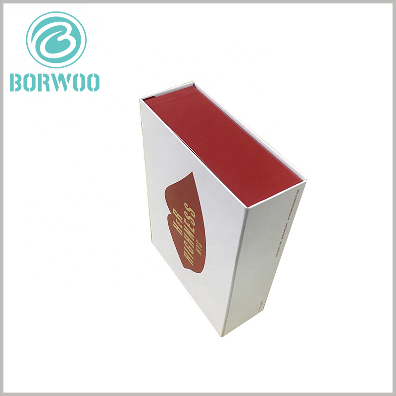 creative lipstick gift boxes packaging. Hard cardboard gift boxes are squeezed by the outside world, and will not be easily deformed and damaged, and the integrity and aesthetics of the packaging can be maintained