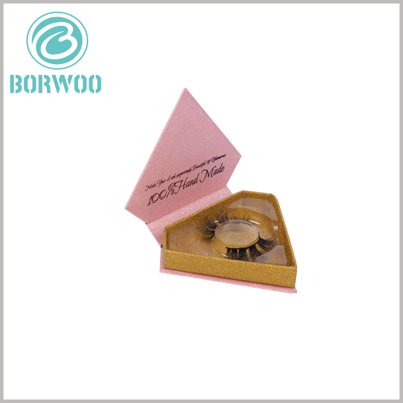 glitter diamond shape eyelash packaging wholesale. The interior and bottom of the cardboard Lash boxes use shiny gold cardboard as laminated paper, which is visually luxurious inside.