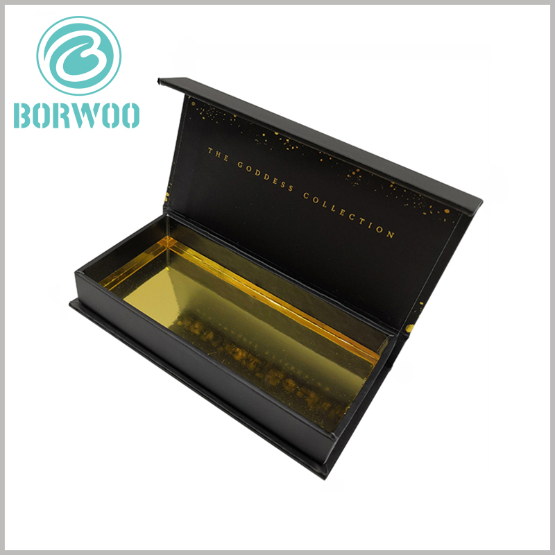 wholesale luxury black gift boxes for eyelash. The interior of luxury eyelash packaging boxes has shiny gold cardboard placed at the bottom, which improves the visual effect inside the packaging and makes the false eyelash products more high-end.